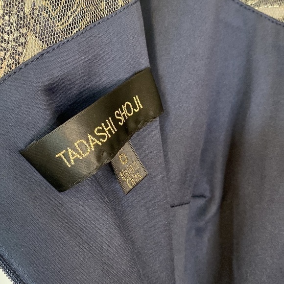 Tadashi Shoji Navy/Gold Sleeveless Gown - Size 6 - Picture 11 of 12